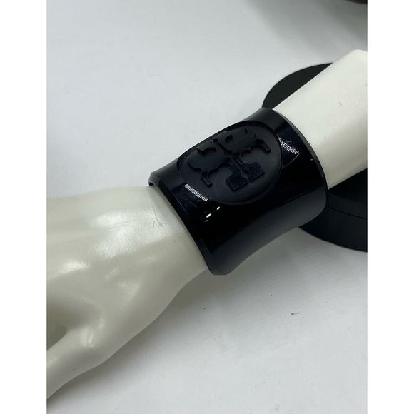 TORY BURCH Designer Acrylic Black Logo Luxury Bracelet Cuff‎ Monogram - Picture 3 of 13